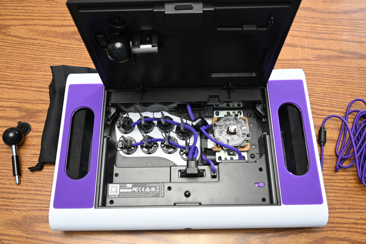 PDP Victrix Pro FS Arcade Fight Stick